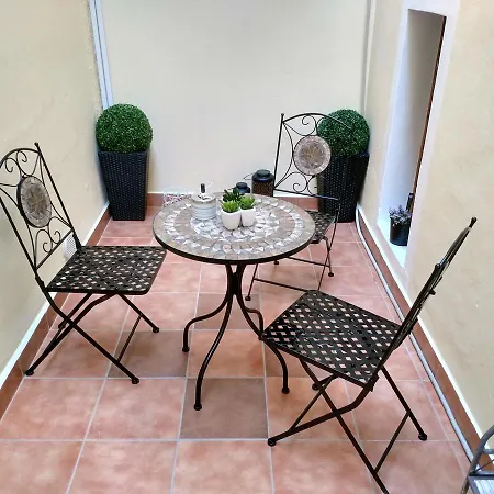 Phiros Guest house