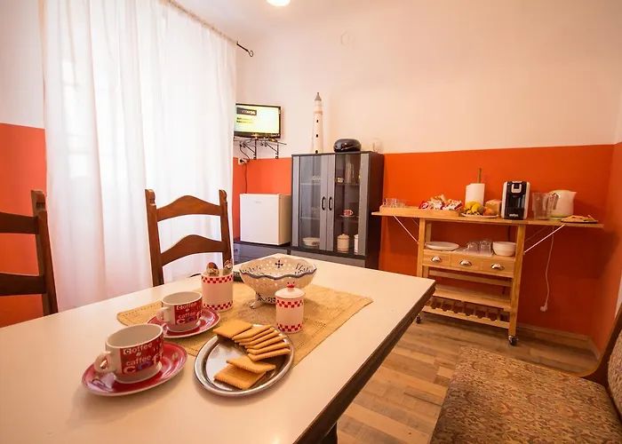 Guest house Phiros Piran
